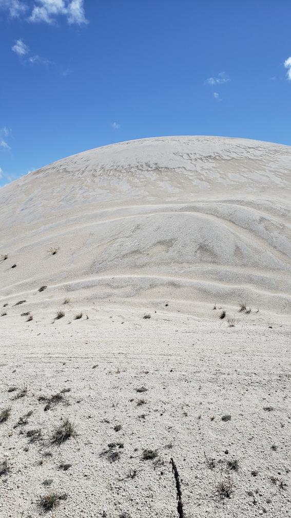 Another hill of pumice